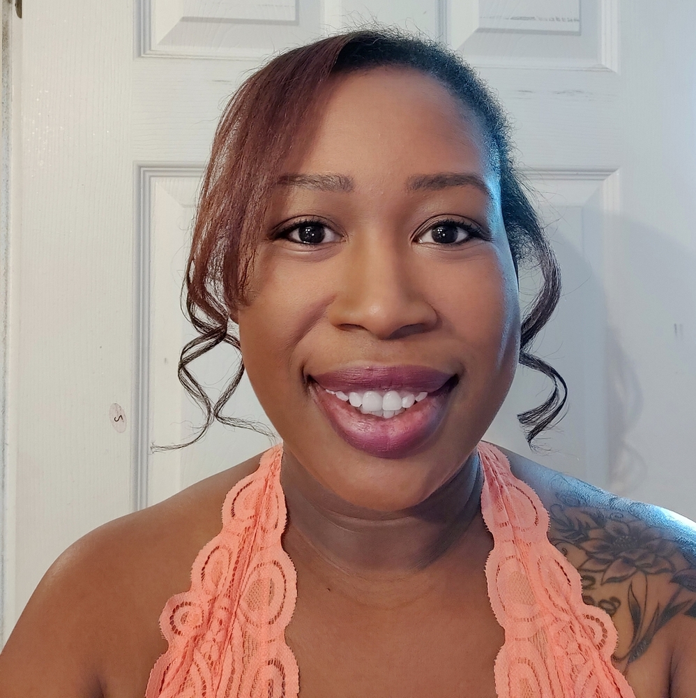 Meet your Posher, Shae